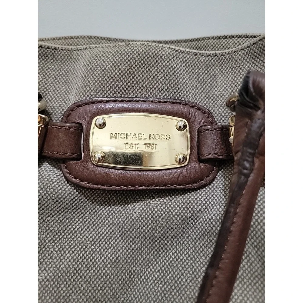 Michael Kors Hamilton Tan Leather Trim Canvas Shoulder Hand Bag Gold Chain